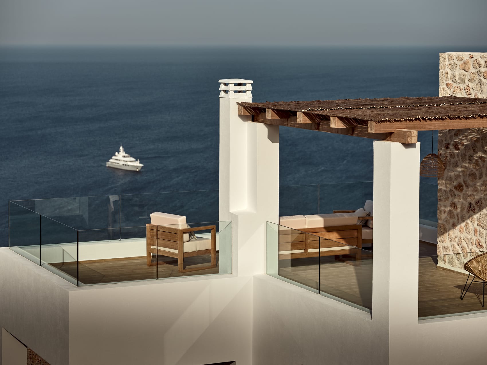 Villa overlooking the sea
